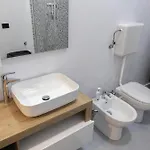 Elegante Bilocale In Zona Risorgimento Διαμέρισμα