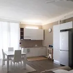 Elegante Bilocale In Zona Risorgimento Διαμέρισμα