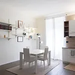 Elegante Bilocale In Zona Risorgimento Μιλάνο