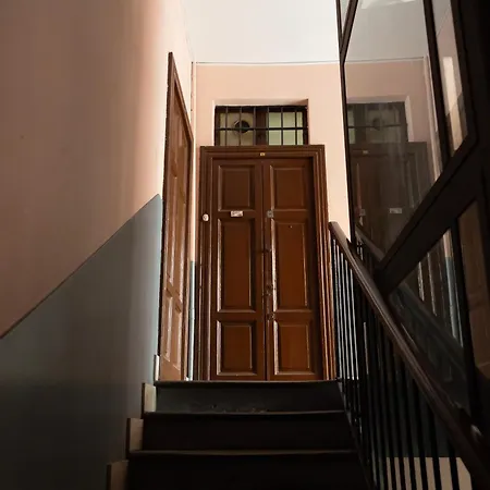 Elegante Bilocale In Zona Risorgimento 밀라노