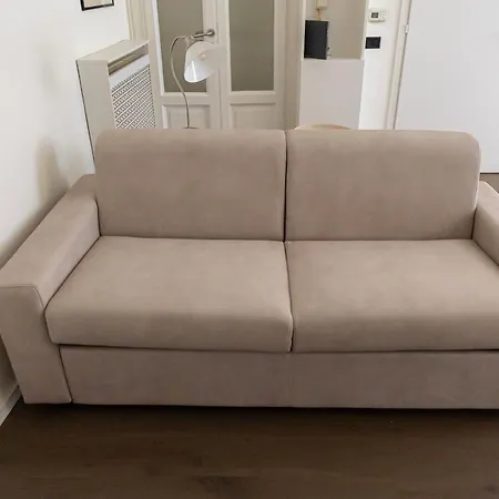Elegante Bilocale In Zona Risorgimento 아파트 *