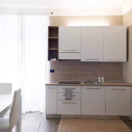 Lejlighed Elegante Bilocale In Zona Risorgimento