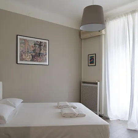 Elegante Bilocale In Zona Risorgimento Daire *